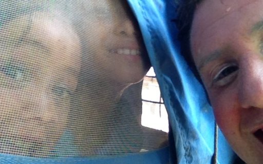 Clown ler med två barn